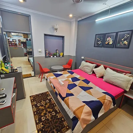 Deer Park Home Stay New Delhi Exterior photo